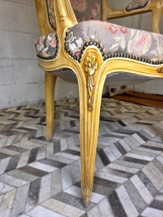 Sillón medallón tela
