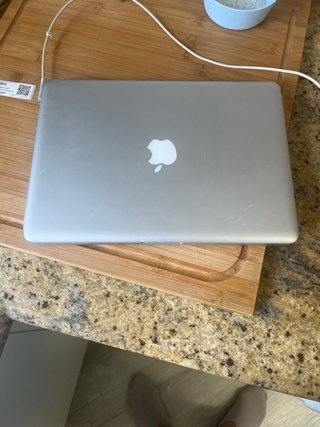 MacBook Pro Intel Core i7 8GB RAM