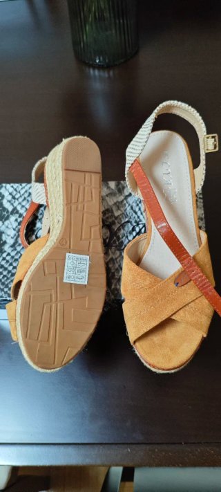 Sandalias cuña esparto Elya beige y marrón