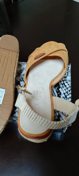 Sandalias cuña esparto Elya beige y marrón
