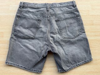 Pantalón corto vaquero Zara Talla 42