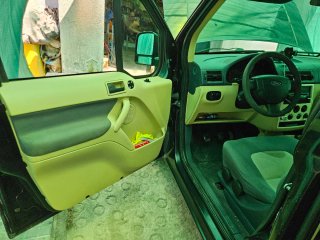 Ford E-Tourneo Courier 2008