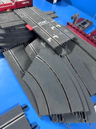 Scalextric Digital System, urge vender