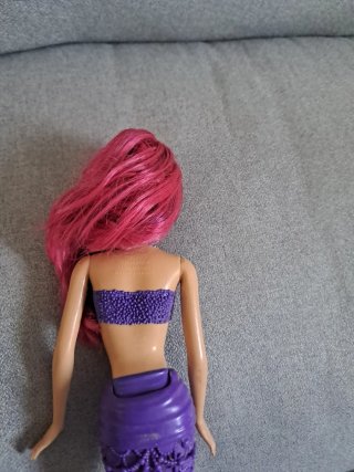 Muñeca Sirena Barbie Morada y Rosa