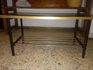 Tavolo vintage giapponese con piastrelle
