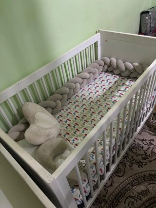 Cuna infantil blanca+cambiador