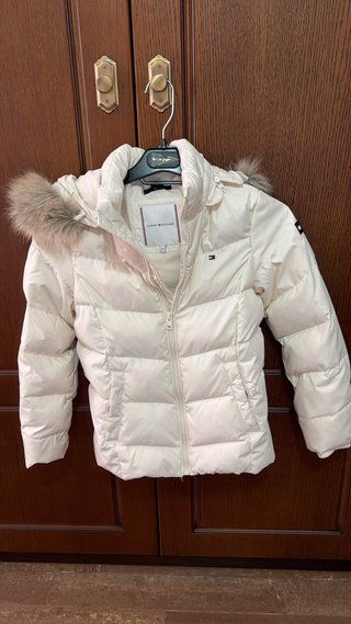 Chaqueta Tommy Jeans Blanca con Capucha
