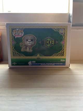 Funko Pop Cowardly Lion Flocked Wicked 1930