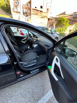 🚗 PEUGEOT 208 1.0 VTi 68 – 2014 – MUY BUEN ESTADO