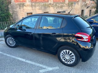 🚗 PEUGEOT 208 1.0 VTi 68 – 2014 – MUY BUEN ESTADO