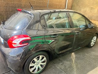 🚗 PEUGEOT 208 1.0 VTi 68 – 2014 – MUY BUEN ESTADO