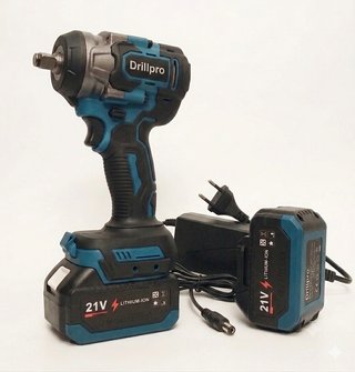 LLave de impacto Drillpro 21V con batería y carg