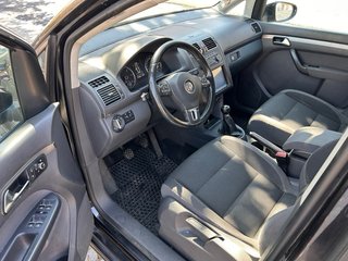 Volkswagen Touran 2011