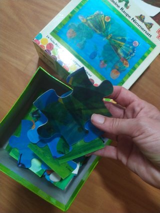 Puzzle La Oruga Muy Hambrienta 24 piezas