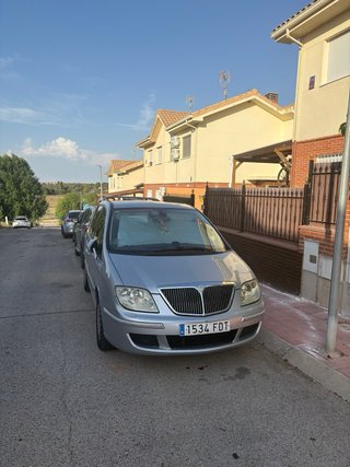 Lancia Phedra 2006