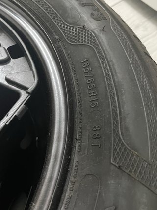 Rueda de repuesto nueva 15” + kit