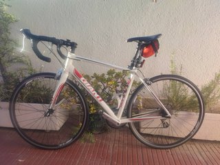 Bicicleta Carretera Giant Defy Blanca