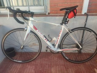 Bicicleta Carretera Giant Defy Blanca
