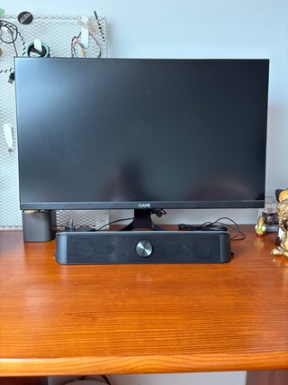Monitor Gaming 4K+ Barra Sonido LED Trust