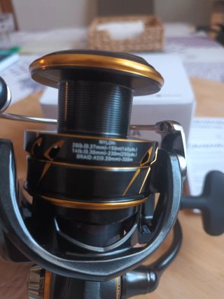 Carrete Daiwa Caldia LT 4000 CXH - Nuevo