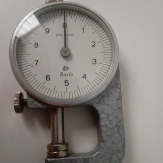 Micrómetro analógico Baxlo antiguo