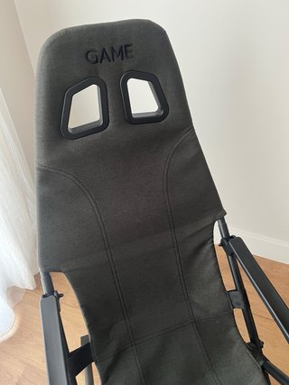 Silla gaming negra casi nueva