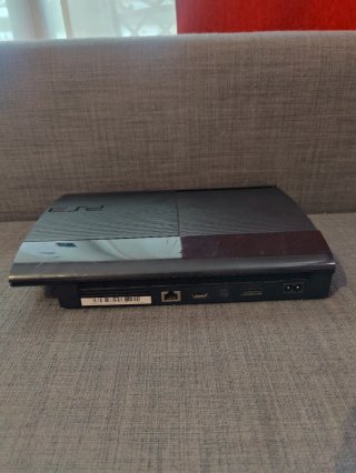 Consola PS3 Super Slim LEER
