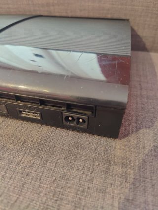 Consola PS3 Super Slim LEER