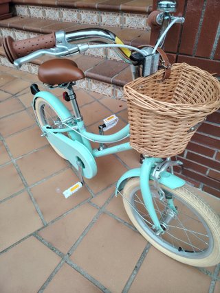 Bicicleta infantil Bobbin retro verde agua