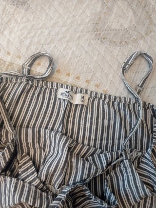 Canottiera Hollister righe grigia e bianca