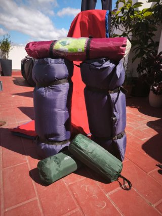 Set acampada/excursión: sacos y mochilas