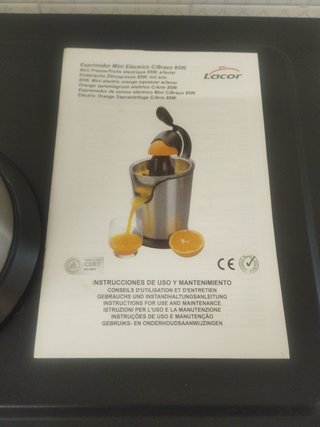 Exprimidor eléctrico Lacor acero Inoxidable