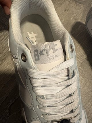 Bape Zapatillas Grises y Blancas