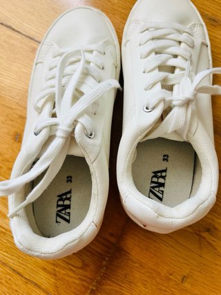 Deportivas Zara Talla 33 Blancas