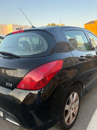 Peugeot 308 2011