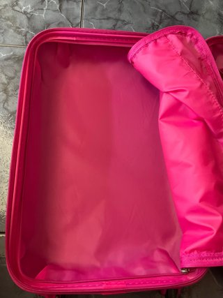 Maleta Disney Violetta. 50x30x20cm