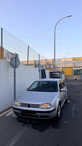 Volkswagen Golf 2001