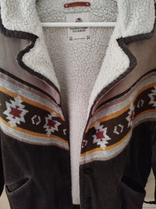 Chaqueta Pull&Bear Vintage Estampada Talla XS