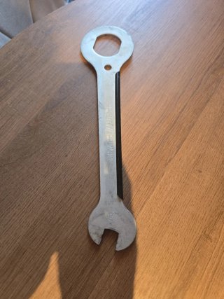 Llave de pedales bicicleta