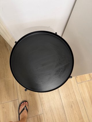 Mesa auxiliar redonda Ikea negra