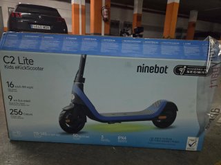 Patinete eléctrico Ninebot azul