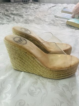 Sandalias cuña verano Woman Key