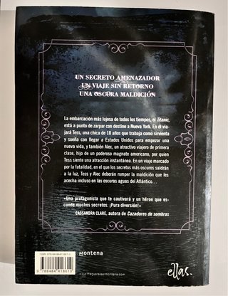 Libro Aguas Oscuras - Claudia Gray