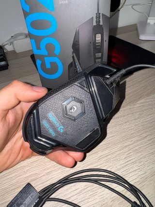 Ratón Gaming Logitech G502 + teclado y alfombrilla