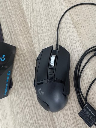 Ratón Gaming Logitech G502 + teclado y alfombrilla
