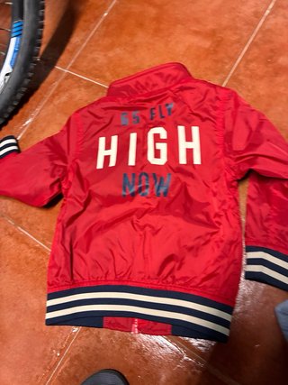 2 Chaquetas Niño Talla 4 Años