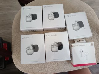 Airpods ZTE buds 2 y huawei freebuds se