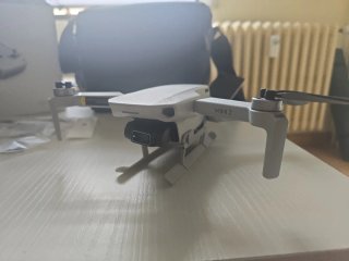 DJI Mini 2 Combo Drone