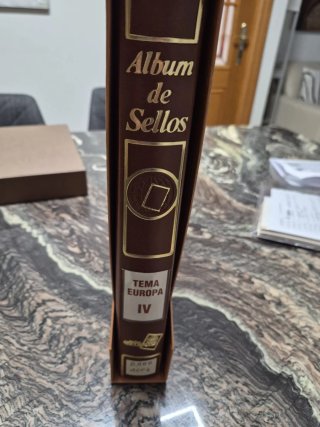 Sellos Tema Europa mas Álbum Sin Usar