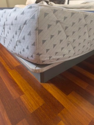 Cama de agua: estructura, colchones y complementos